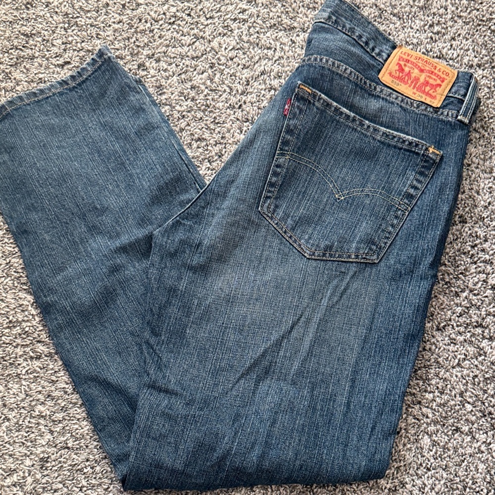 Levi's Dark Blue Relaxed Fit Jeans